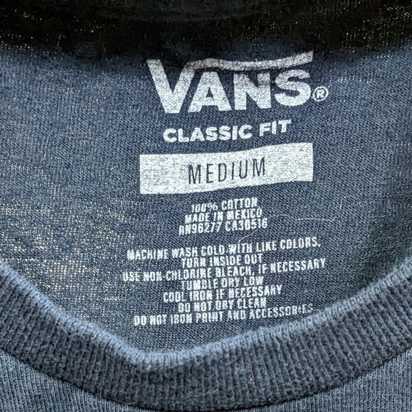 ⭐Vans navy w/pale green Spellout logo tshirt Size Medium GUC - Picture 4 of 5